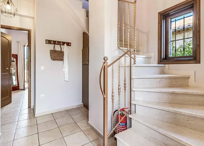 Panorama Вилла Levktron