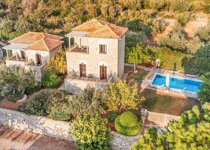 Panorama فيلة Lévktron